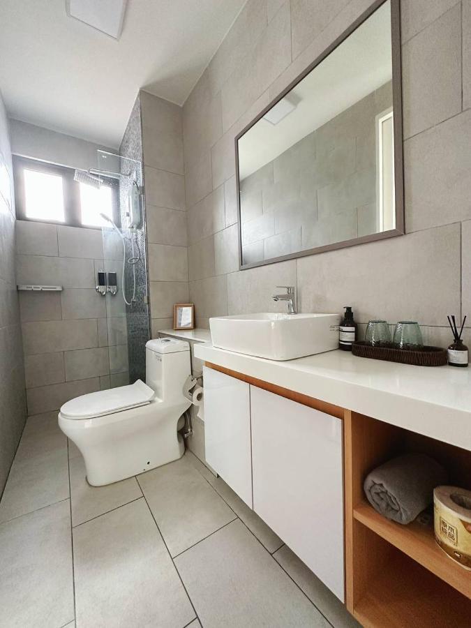 Cityview At Centre Apartment